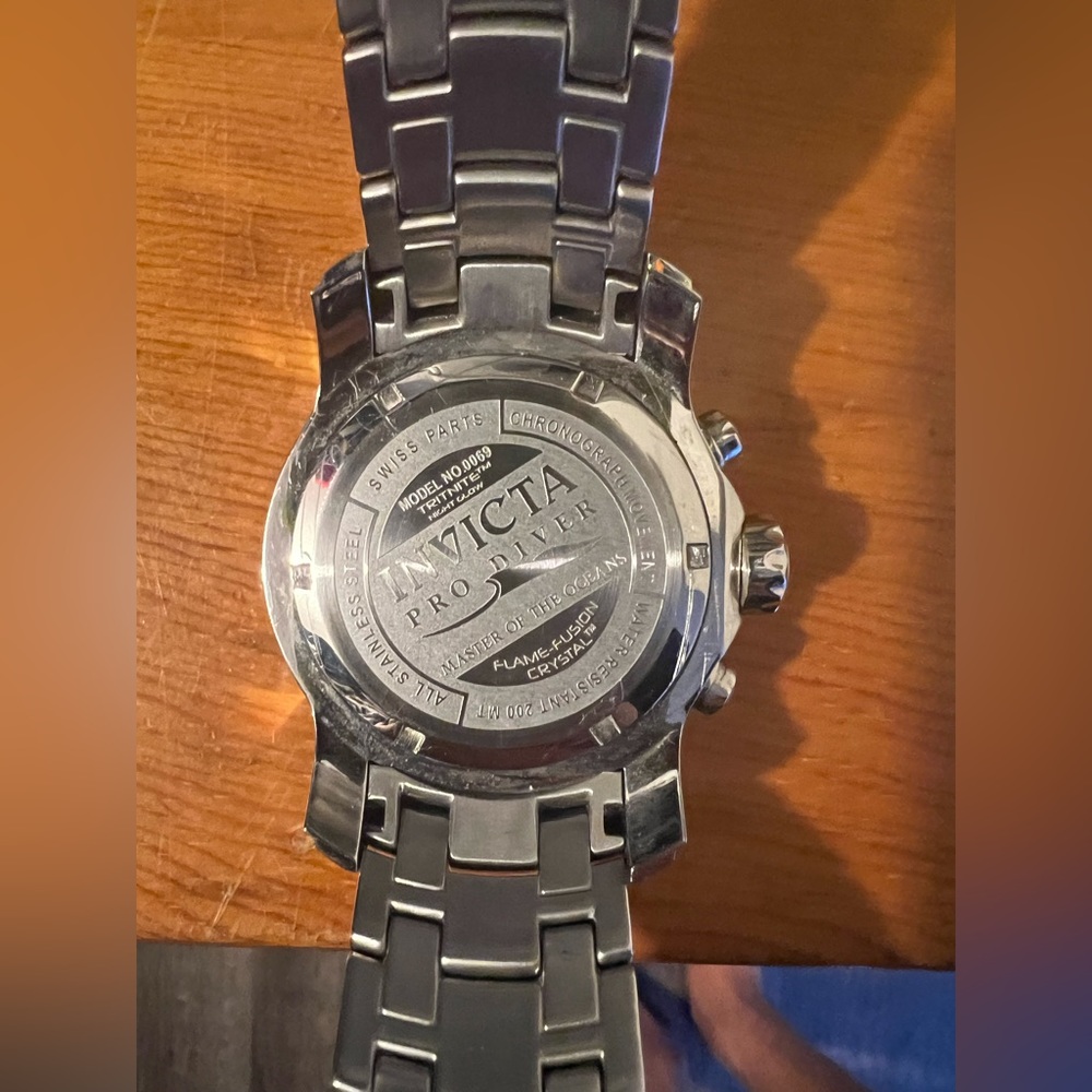 Invicta Pro Diver 0069 - Picture 2 of 5